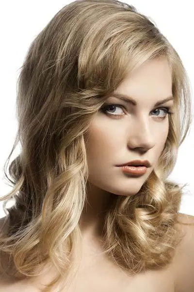 shoulder length wavy for Blonde hair