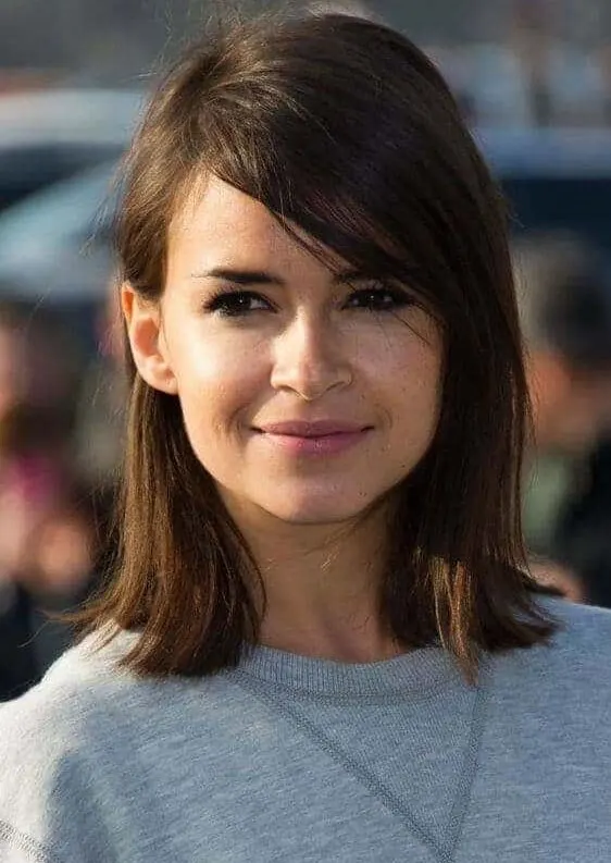 medium length straight hairstyles with side bangs