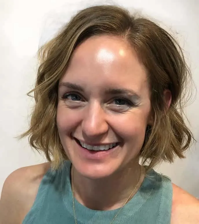 Side parted Short Bob Cut with Highlights