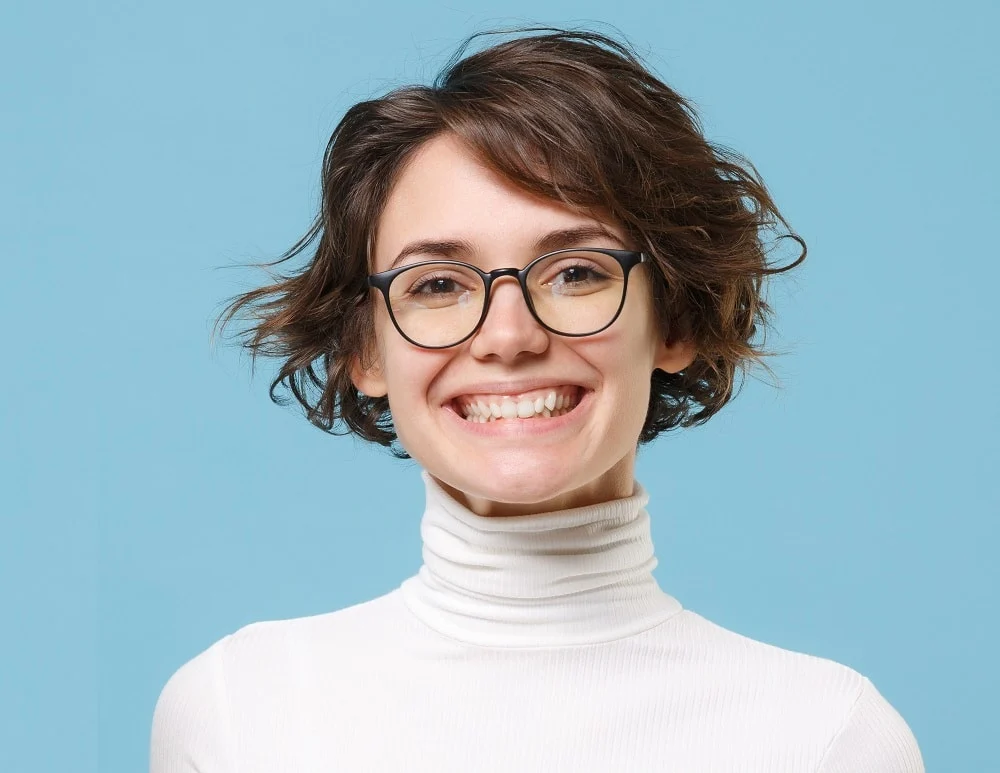 side swept bangs for oval faces with glasses