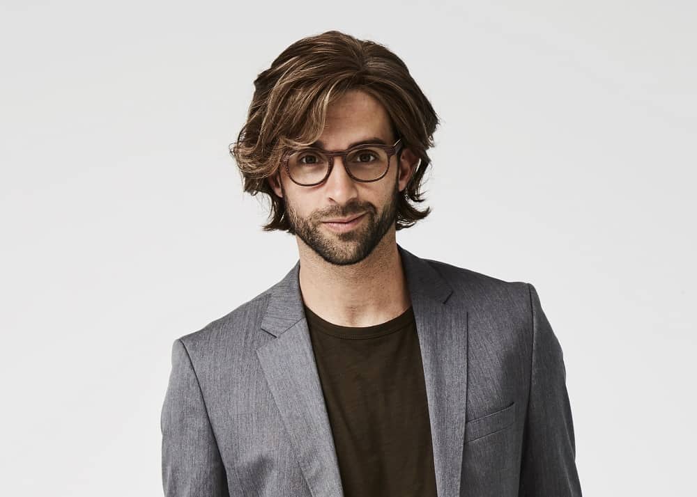 side swept hairstyle for men with glasses