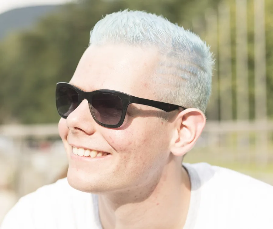 silver blonde hair with design for men