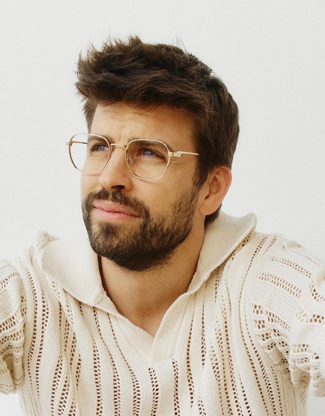 Soccer player Gerard Pique with a short, messy textured haircut