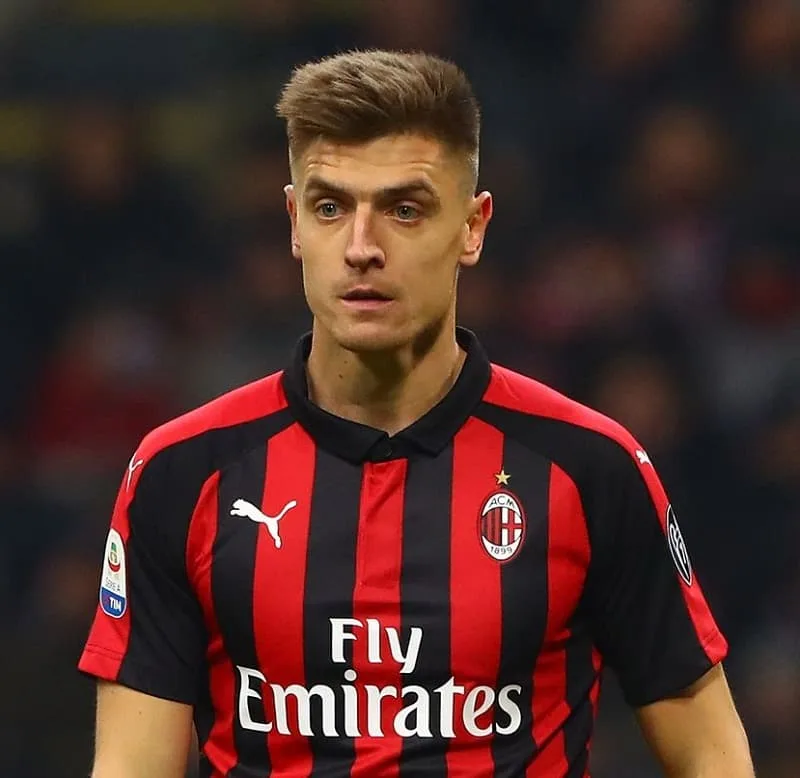 soccer haircut - Krzysztof Piatek