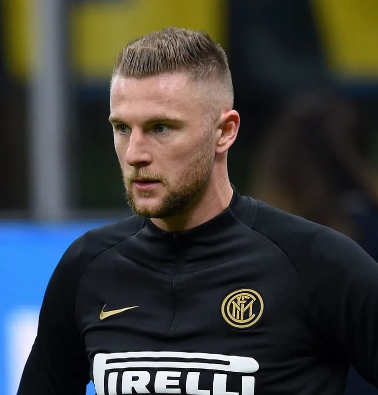 soccer player haircut - Milan Skriniar