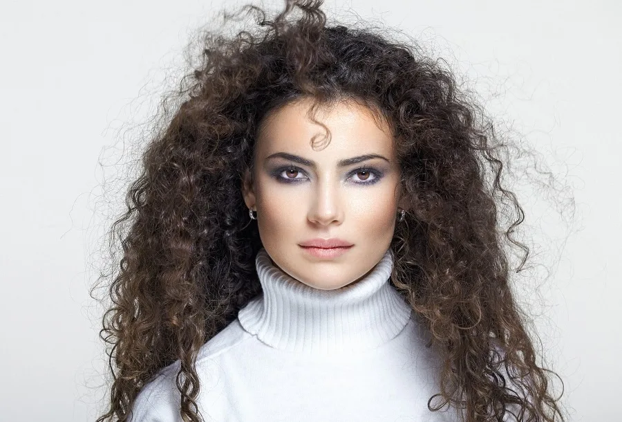 soft spiral perm hairstyle