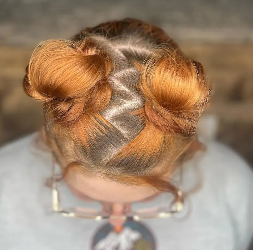 space buns with zigzag part