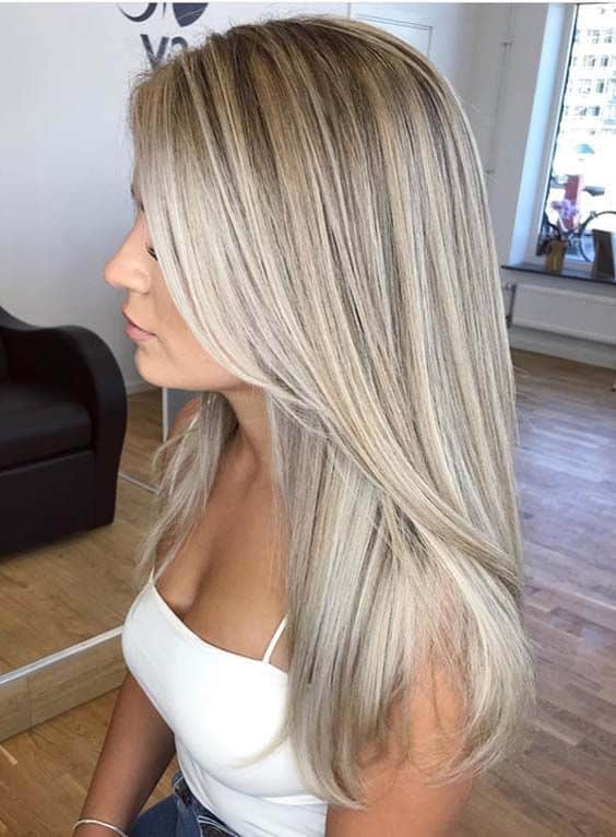 Straight Long Blonde Hair with Highlights
