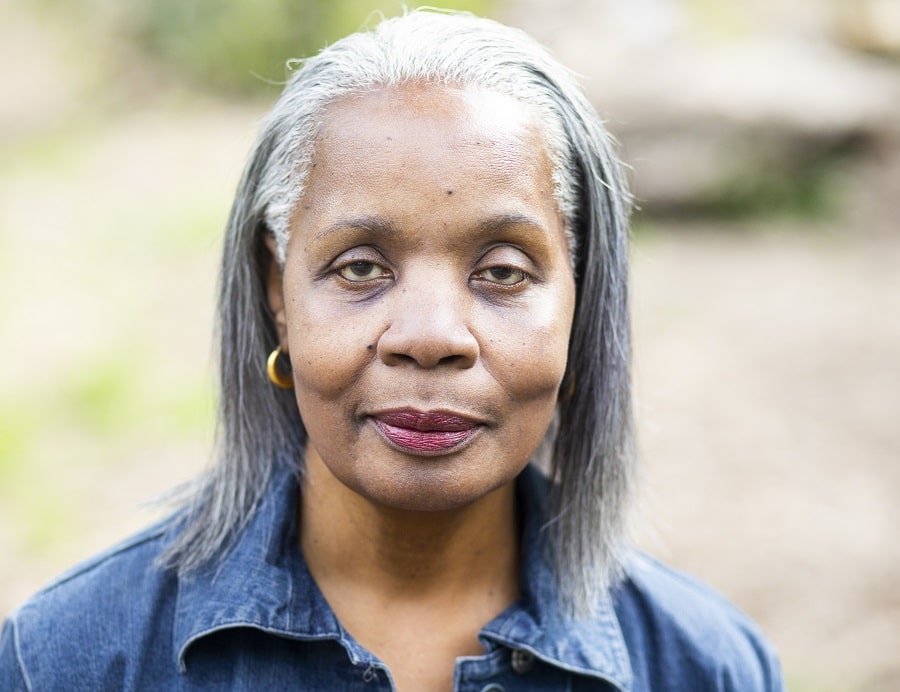 straight grey hair for black women over 50