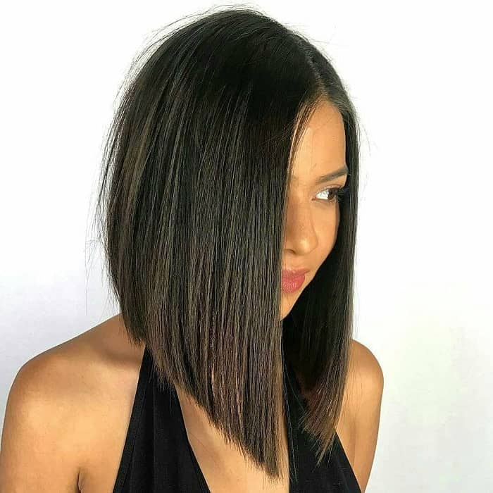 How to Cut Hair Straight: 2 Methods for a Precise Bottom Edge