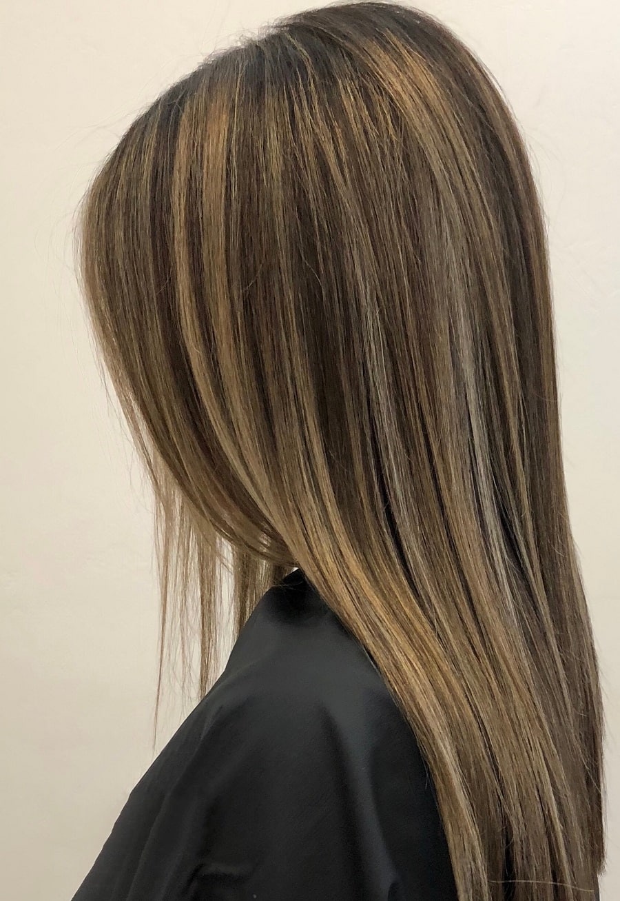 straight reverse balayage hairstyle