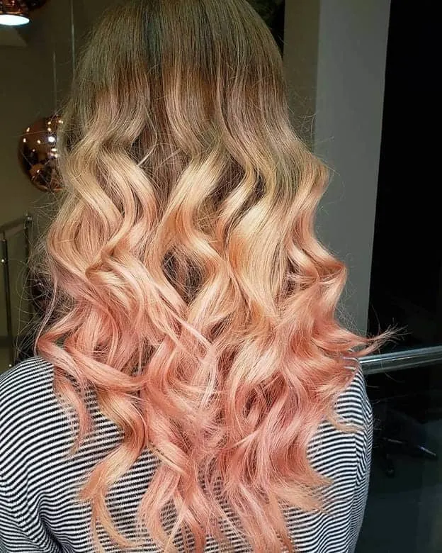 strawberry blonde highlights with balayage 