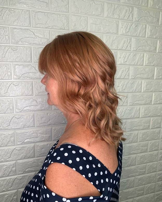 strawberry blonde hair with copper highlights