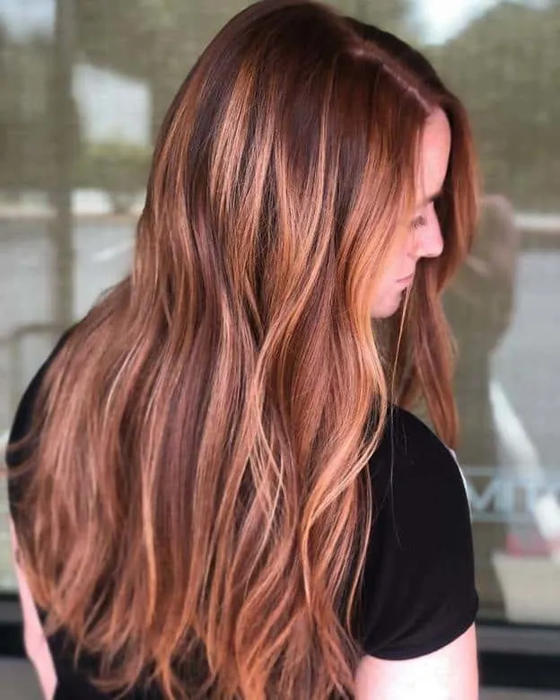 strawberry blonde highlights on brown hair