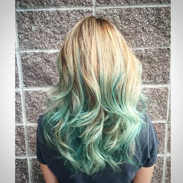 15 Bewitching Teal Ombre Hairstyles For 2020