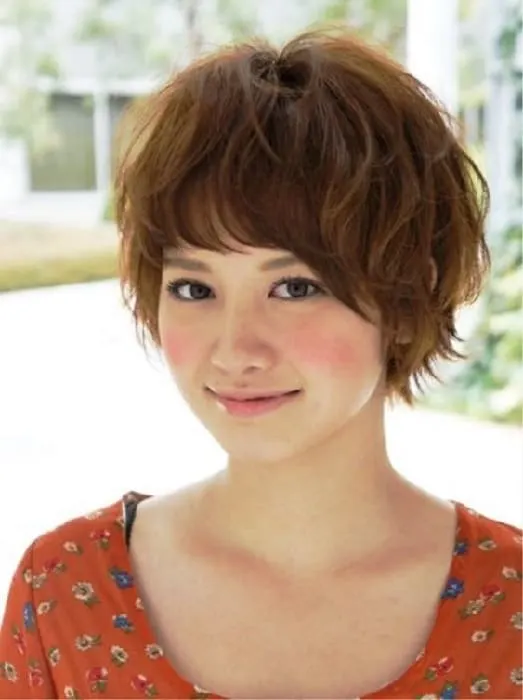 short mushroom brown layered hair for teen