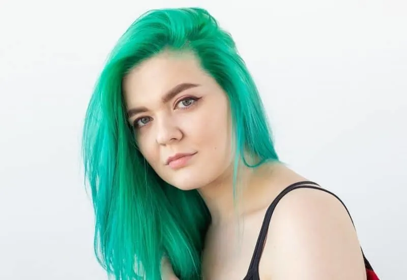 thick green hair for pale skin