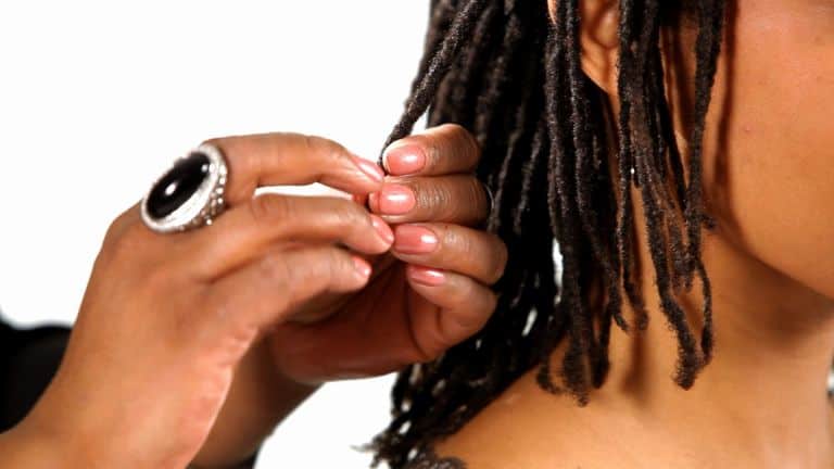 How to Make Thin Dreads