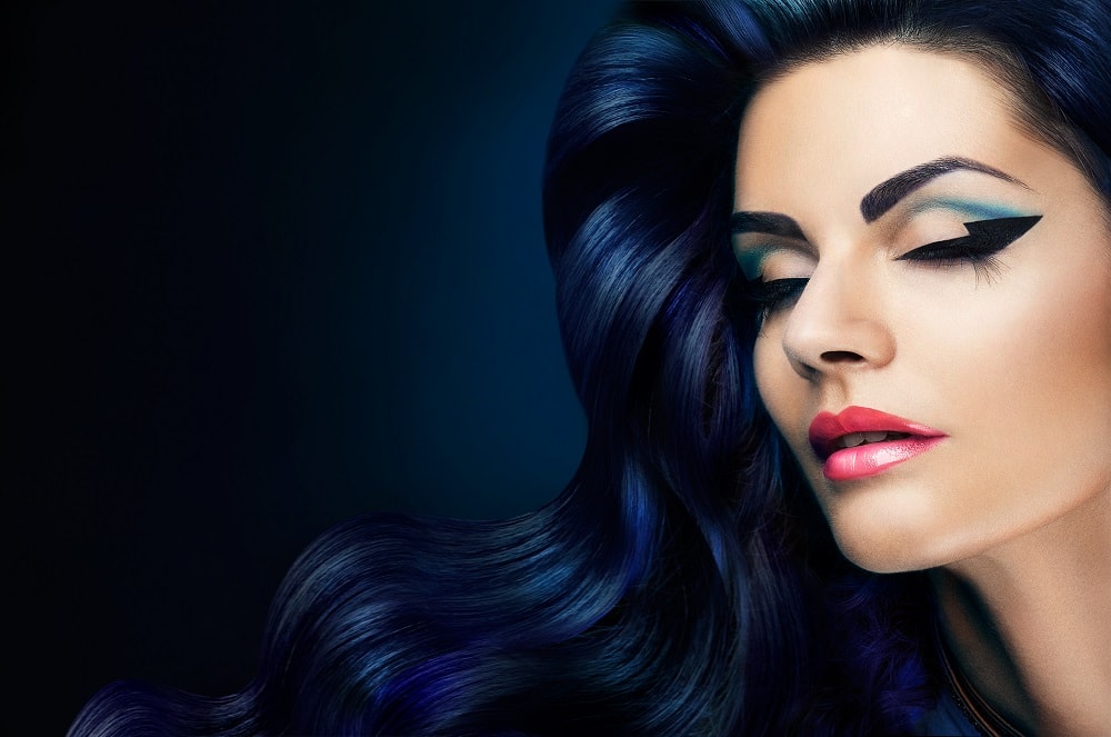 Things to consider before dyeing blue hair black