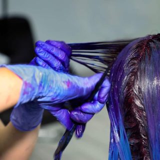 tips to color hair blue