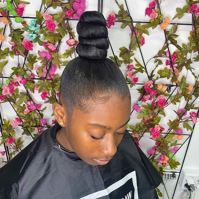 23 Inspiring Examples of Top Knot Bun for 2022