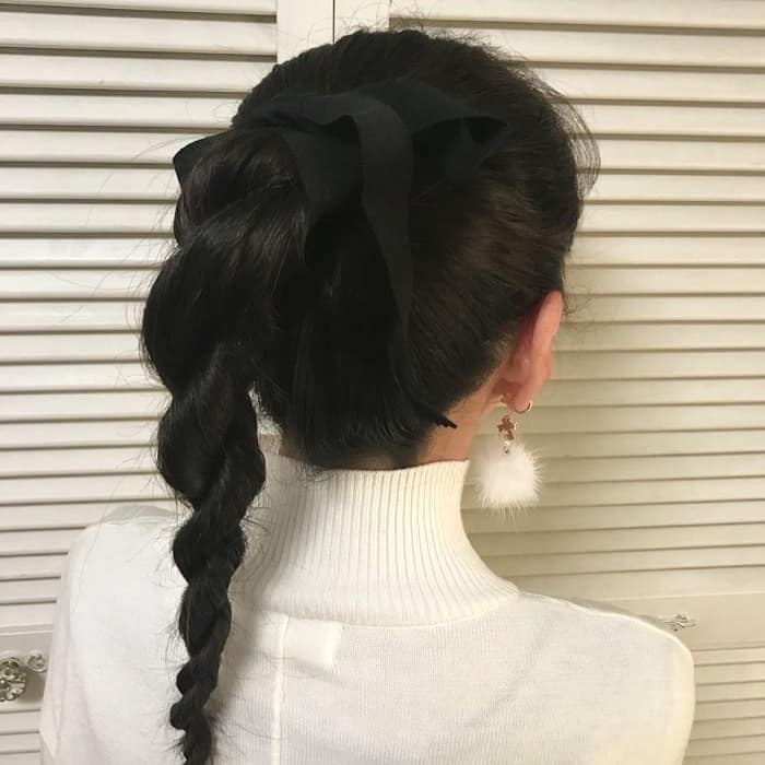 twisted ponytail for women
