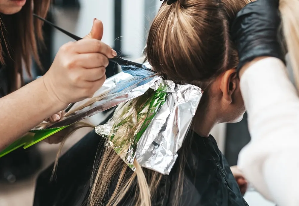 types of hair highlights - foil highlights