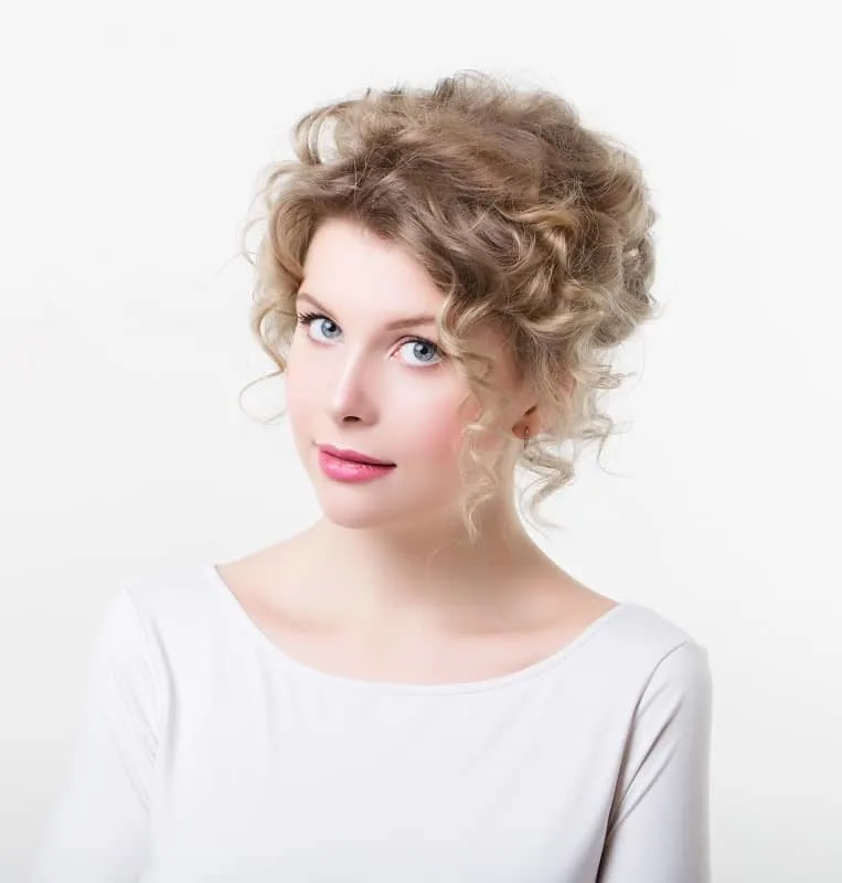 updo for thin curly hair