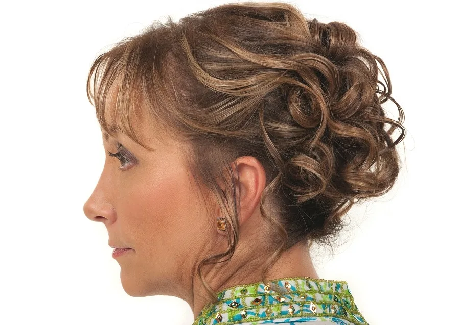 updo for women over 60