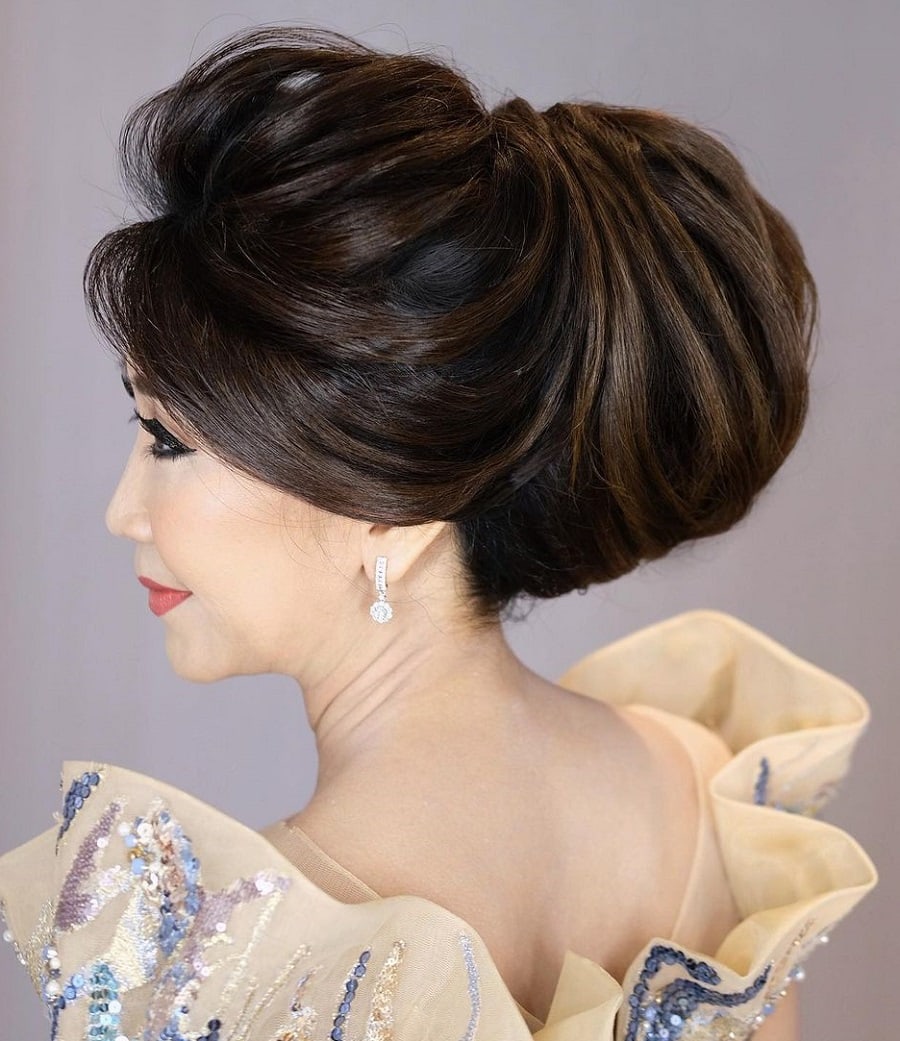 updo hairstyle for thick haired women over 60