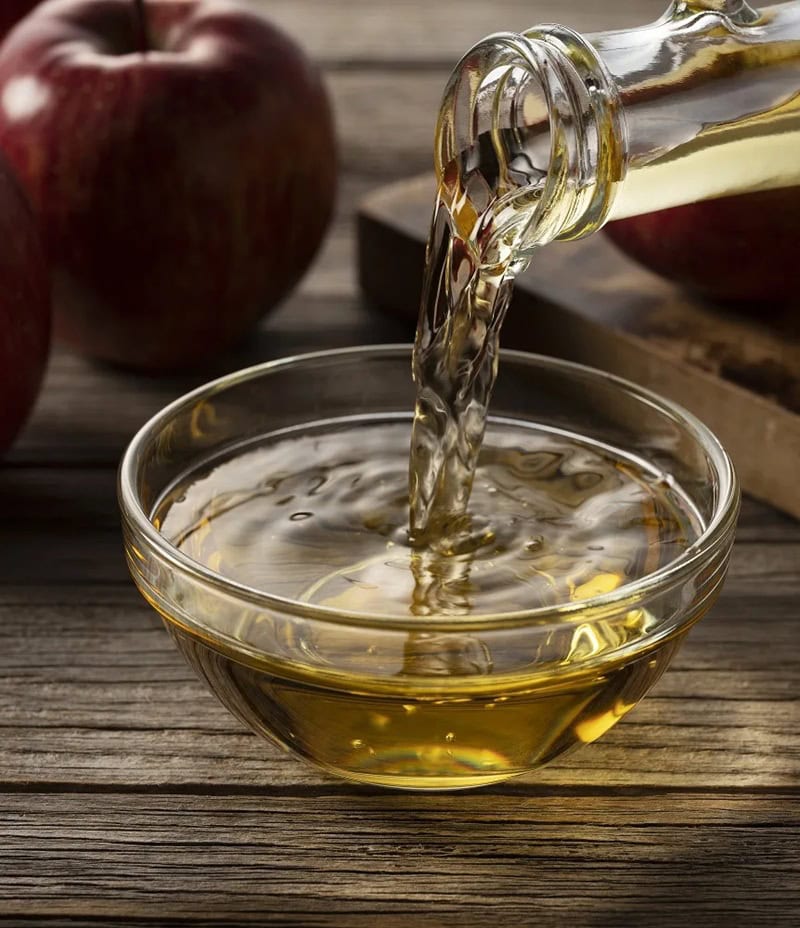 Apple cider vinegar rinse for removing hair spray buildup