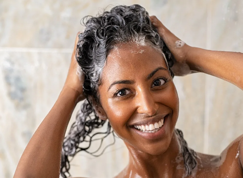 using clarifying shampoo on curly hair