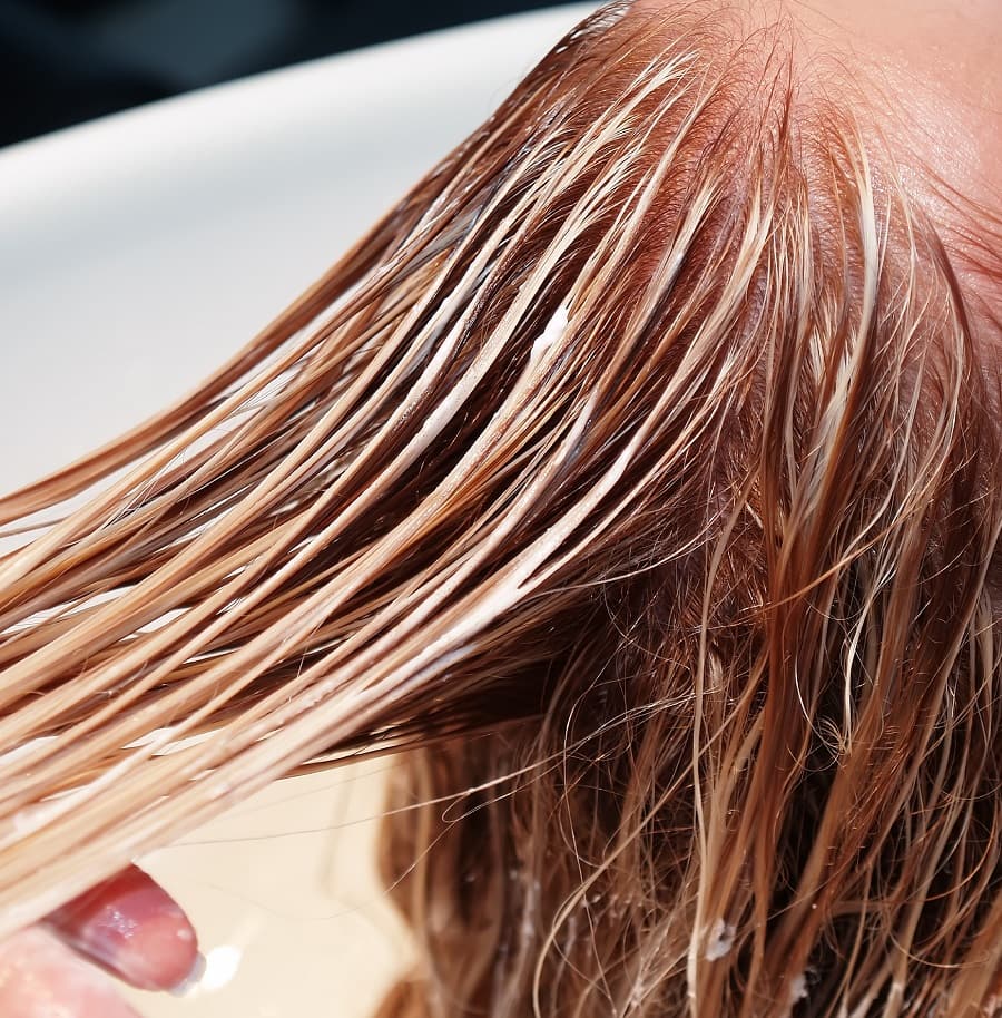 using conditioner to maintain copper hair