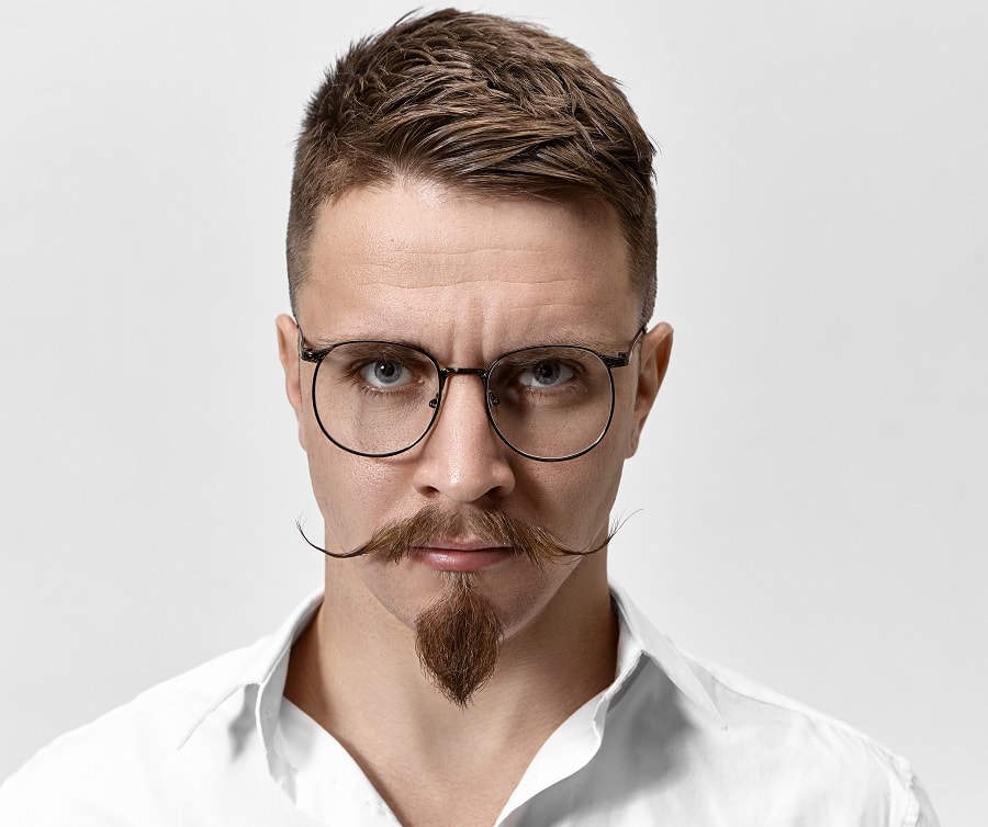 van dyke beard with glasses