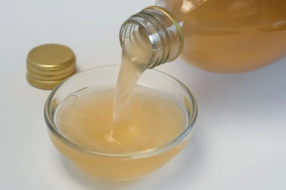 vinegar rinse for fixing yellow tone after bleaching