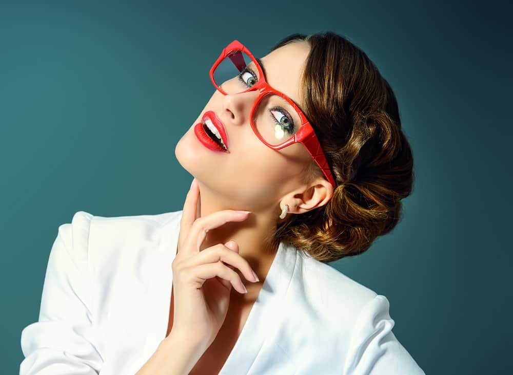 Vintage hairstyle with glasses