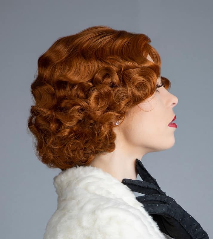 vintage loose curls hairstyle for short hair