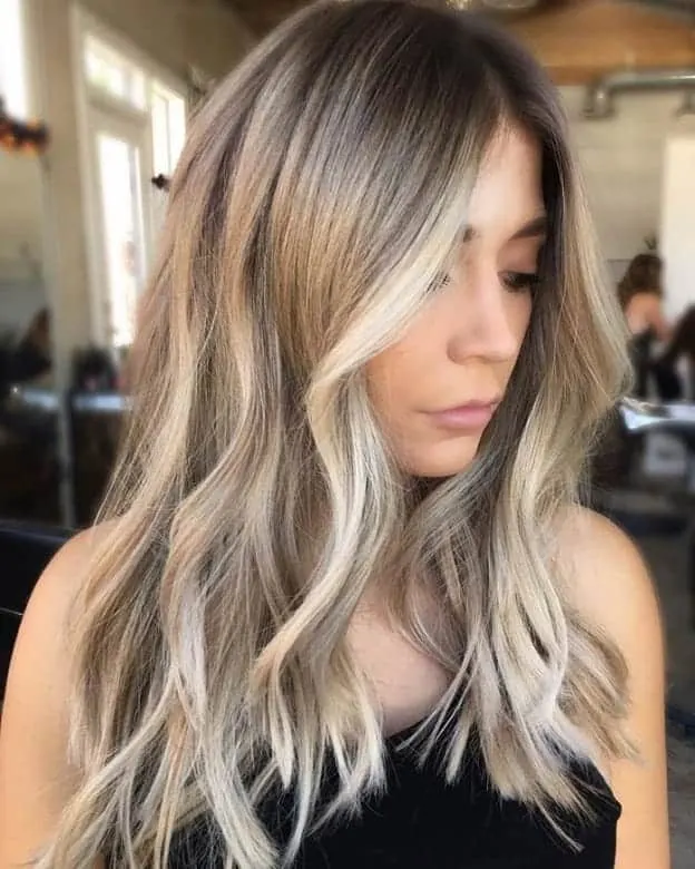 wavy hair with ash blonde highlights