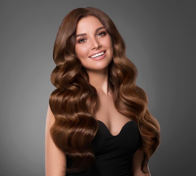 wavy hair with centre part