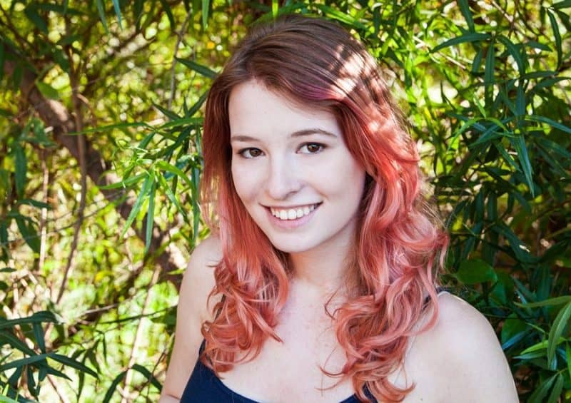 wavy pink ombre hair for women with pale skin