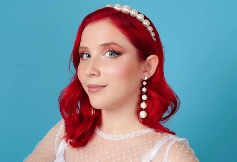 wavy red hair with headband