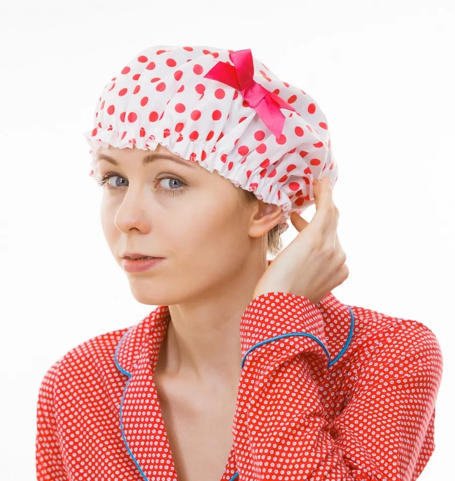 Wear a sleep cap to prevent hair dye from bleeding onto the pillow
