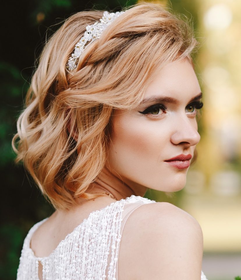 19 Wedding Hairstyles with Headbands for the Modern Bride