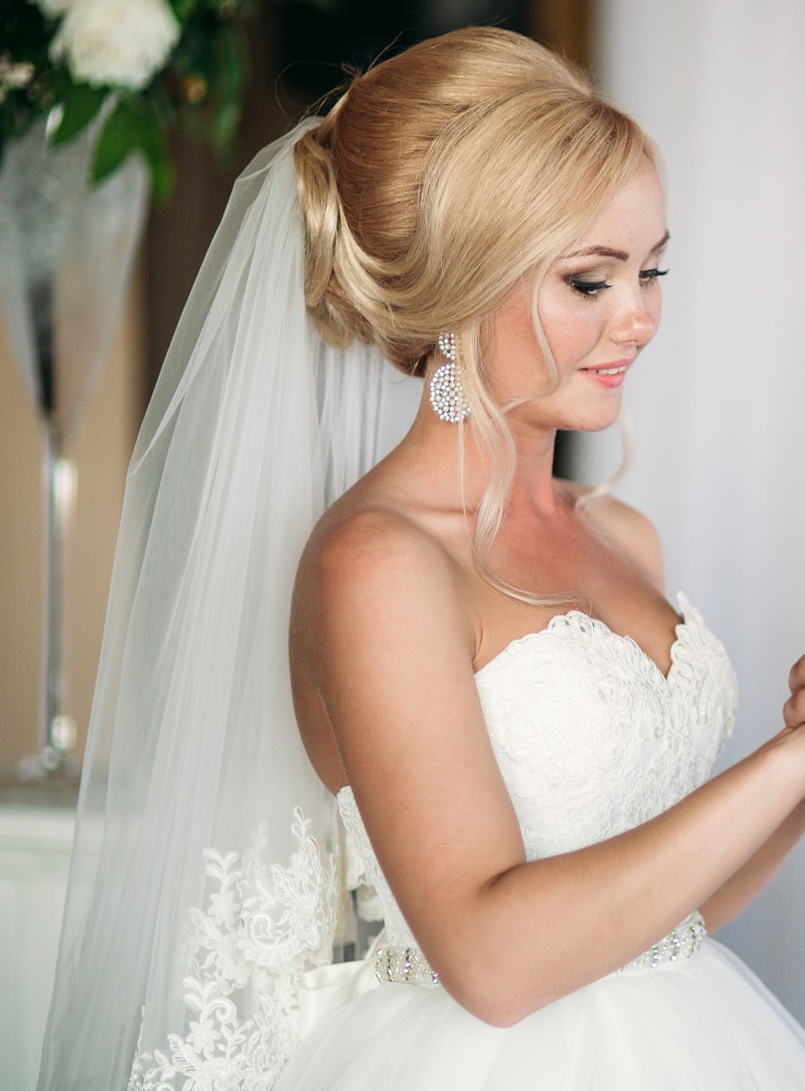 Chignon hairstyles for a wedding with a veil