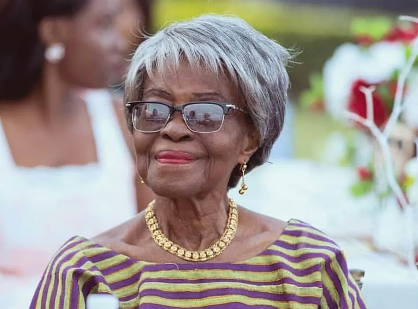 wedding hairstyle for black grandmothers