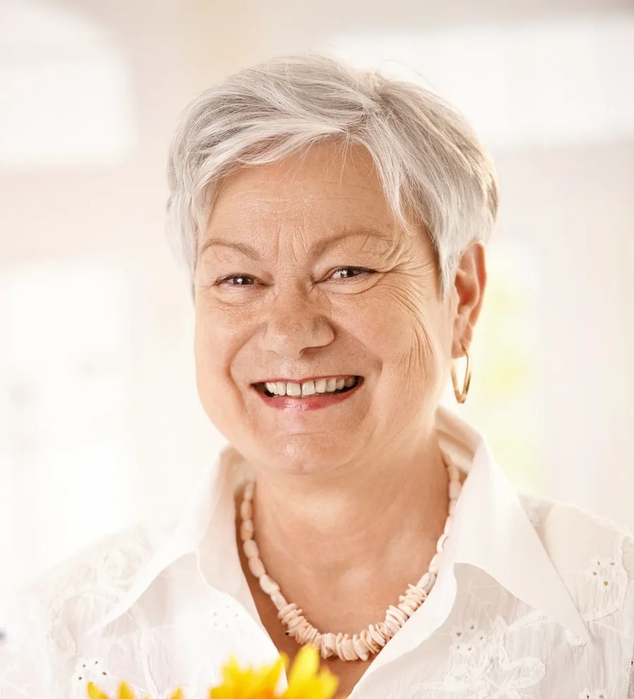 wedding hairstyle for grandma with short hair