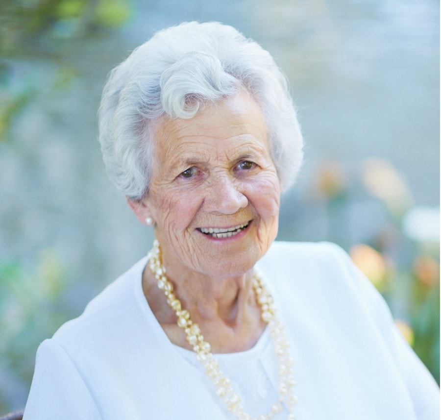 Wedding hairstyle for grandmothers over 60 years old
