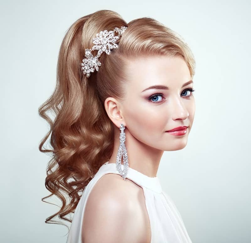 Bridal Hairstyles For Medium Hair 32 Looks Trending This Season