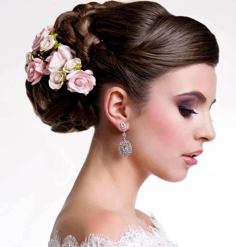 wedding hairstyle for round face women