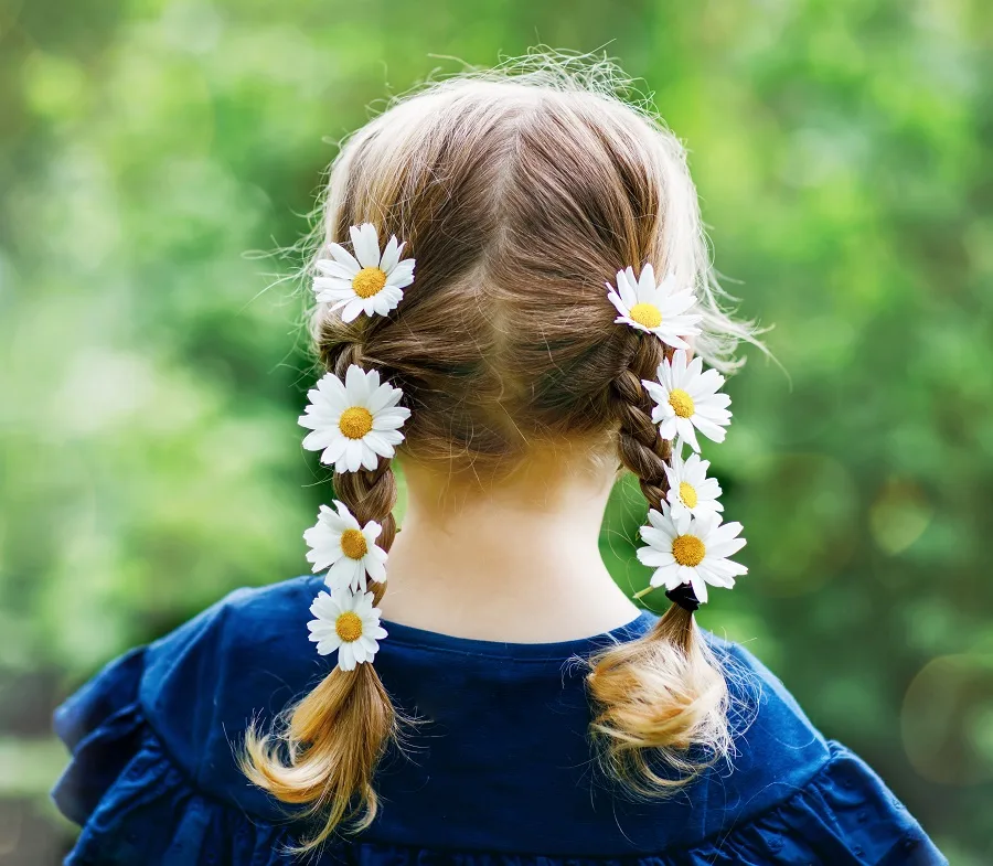 wedding hairstyle with flowers for little girls
